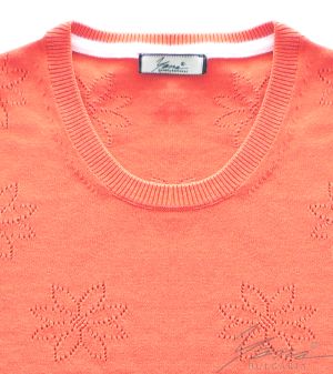 Women's crew neck sweater in coral