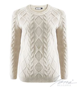 Women's crew neck sweater in beige