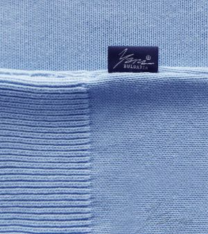 Дамски втален пуловер "О" деколте светло син