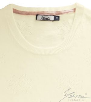 Дамски пуловер бие с къси ръкави екрю
